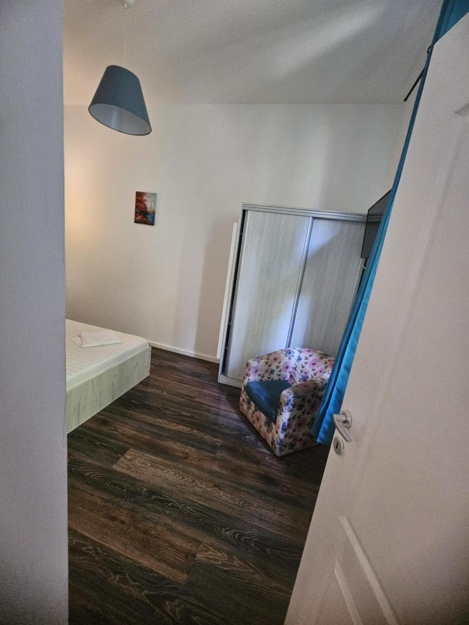 בוקרשט Stanford Aparthotel מראה חיצוני תמונה